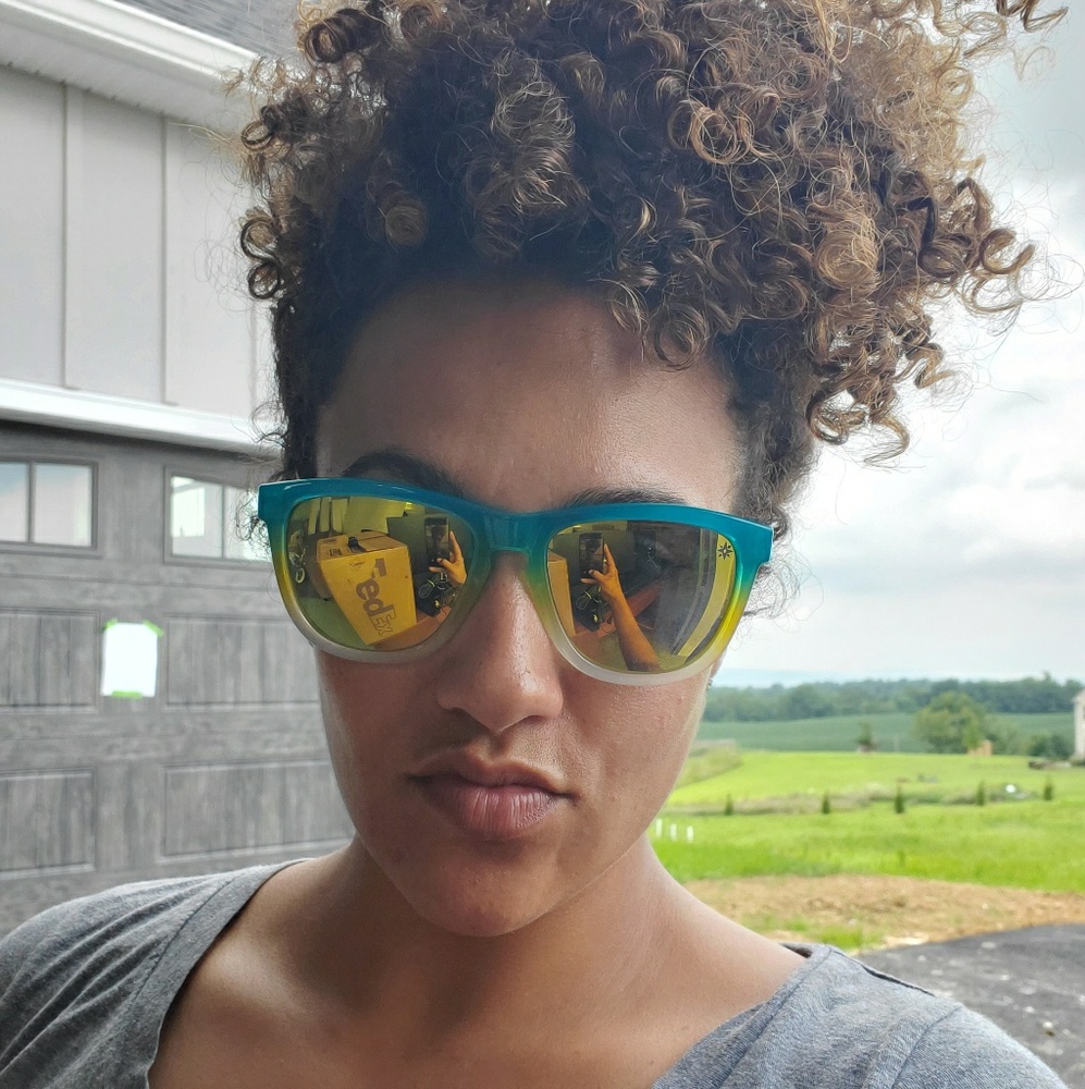 Meet your Posher, Brittany